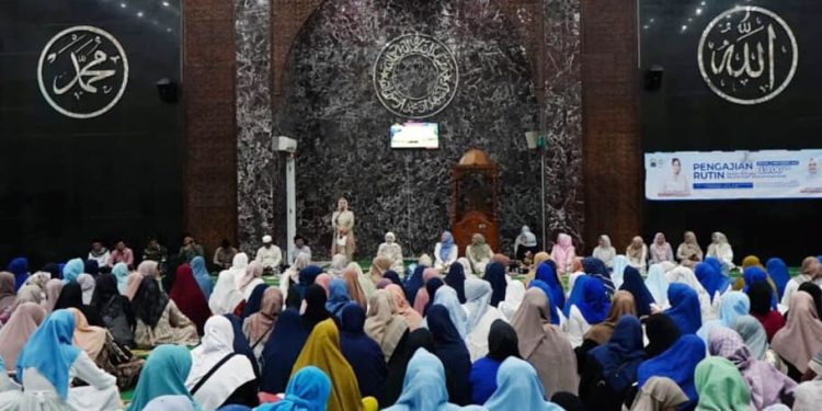 TP PKK Lampung Selatan Gelar Pengajian Maulid, Zita Anjani Ajak Ibu Jadi Teladan Generasi Muda