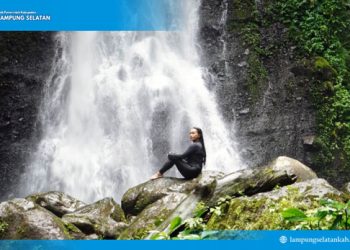 Zita Anjani Sambangi Air Terjun Way Tayas, Dorong Wisata Alam Rajabasa Jadi Ikon Lampung Selatan