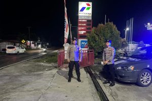 Cegah Ganguan Keamanan, Polsek Pesisir Utara Laksanakan Kegiatan Patroli