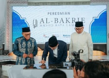 Gubernur Mirza Dampingi Menteri Agama Resmikan Masjid Raya Al-Bakrie
