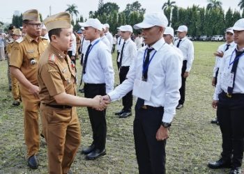 Sekdaprov Marindo Lepas 31 Calon Praja IPDN, Investasi Jangka Panjang untuk ASN Profesional