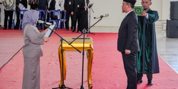 Bupati Elfianah Lantik Budiman Jaya Sebagai Sekda Mesuji