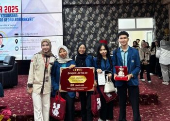 Tim Delegasi FH Unila Raih Juara di Kompetisi Debat Hukum Nasional Piala Bergilir Sriwijaya Law Fair 2025