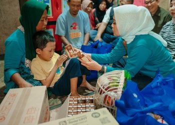 Wulan Mirza Kunjungi Bocah Penderita Gizi Buruk di Natar: “Kita Dampingi Sampai Sembuh”