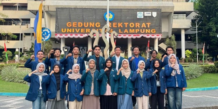 Tim BEM Lolos Pendanaan Program Mahasiswa Berdampak 2025 Berkat Inovasi Pengelolaan Limbah di Desa Pasar Krui