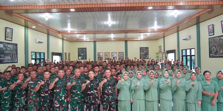 Kunjungan Danrem 043/Gatam ke Kodim 0421/LS: Tingkatkan Soliditas Prajurit