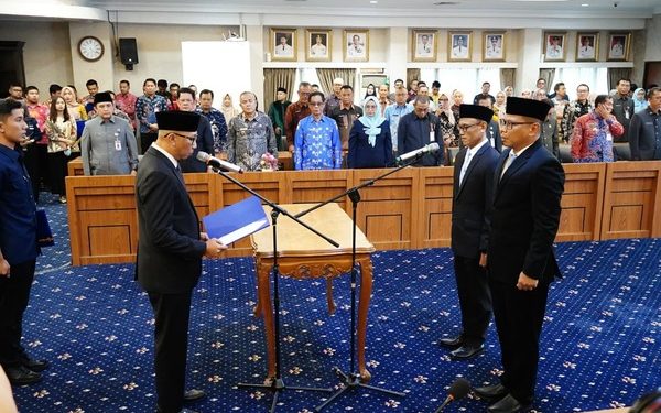 Gubernur Lampung Lantik Dua Pejabat Pimpinan Tinggi Pratama