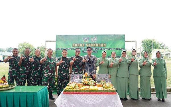 Danrem 043/Gatam Pimpin Syukuran HUT ke-78 dengan Penuh Kebersamaan