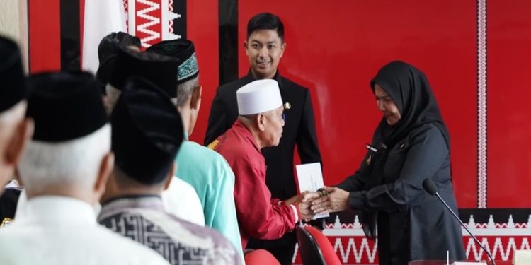 Pemkot Bandar Lampung Salurkan Bantuan Tempat Ibadah Sebesar Rp.1,2 M