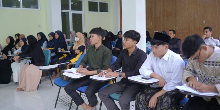 Mahasantri Didorong Bangun Reputasi dan Personal Branding Melalui Pelatihan Content Creator