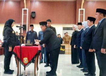 Walikota Eva Dwiana Lantik 7 Pejabat Pimpinan Tinggi Pratama