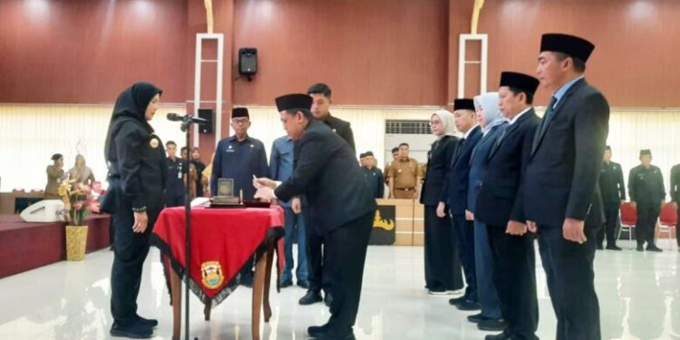 Walikota Eva Dwiana Lantik 7 Pejabat Pimpinan Tinggi Pratama
