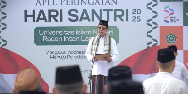 Peringati Hari Santri 2025, UIN Raden Intan Gelar Apel dan Istighosah