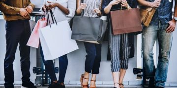 10 Contoh Gaya Hidup Konsumtif yang Perlu Dihindari