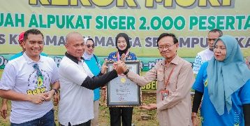 Wagub Jihan Hadiri Acara Pemecahan Rekor MURI Makan Alpukat Siger oleh 2.000 Peserta di Lampung Timur