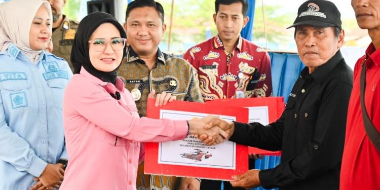 Bantuan Alsintan dan Produksi Pupuk Organik Cair Dorong Produktifitas Pertanian Pesawaran