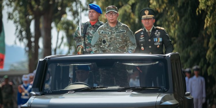 Gubernur Rahmat Mirzani Djausal dan Seluruh Unsur Forkopimda Ikuti Upacara HUT TNI ke -80 Usung Tema “TNI Prima – TNI Rakyat – Indonesia Maju”