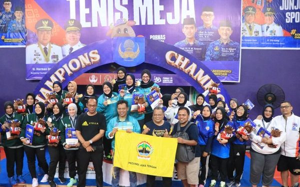 KEREN! Tenis Meja Beregu Putri Raih Medali Perunggu Pornas Korpri 2025