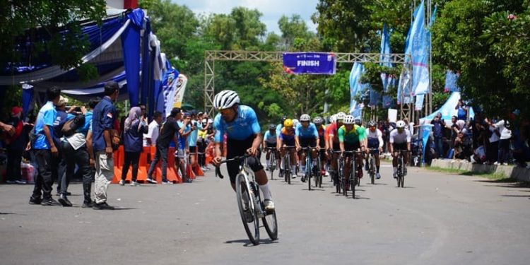 Tim Balap Sepeda Lampung Tunjukkan Performa Gemilang di Pornas Korpri XVII Palembang