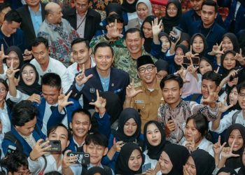 Menko AHY dan Gubernur Mirza Ajak Mahasiswa Unila Jadi Generasi Pemimpin yang Inovatif dan Berkarakter