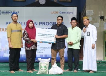 Hangatnya Tali Kasih Darmajaya: 184 Paket Sembako untuk Sesama