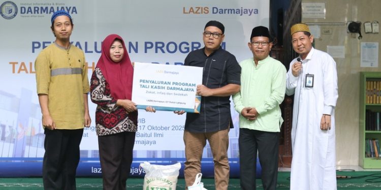 Hangatnya Tali Kasih Darmajaya: 184 Paket Sembako untuk Sesama