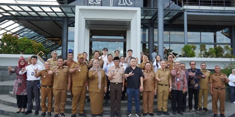 Gubernur Mirza Dorong Sinergi Kopi dan Pariwisata Lewat Lampung Coffee Pavilion