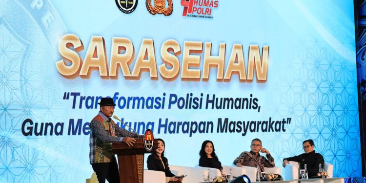 Sarasehan Hari Jadi ke-74 Humas Polri, Nanan Soekarna: Polisi Humanis Berlandaskan Kejujuran