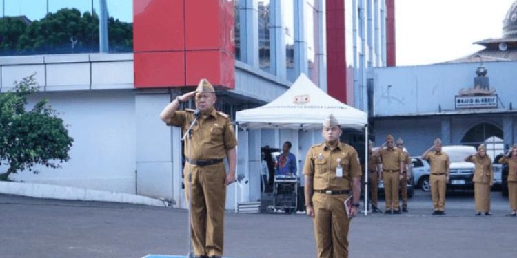 Sekdakot Bandarlampung Iwan Gunawan, Pimpin Apel Mingguan