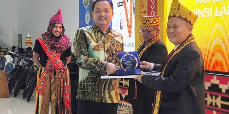 Thomas Amirico Hadiri Malam Puncak Apresiasi GTK Tahun 2025