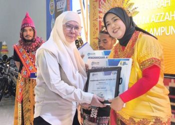 Eka Afriana, S.Pd Aprsiasi GTK 2025 Memacu Guru Terus Berkarya dan Berinovasi