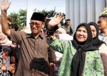 Walikota Eva Dwiana Lepas Keberangkatan Jamaah Umrah Bandar Lampung