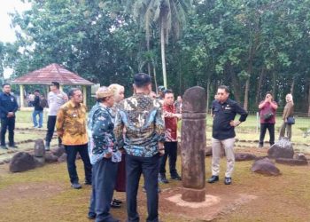 Ketum Bela Budaya Apresiasi Kehadiran Menteri Fadli Zon ke Taman Purbakala Pugung Raharjo