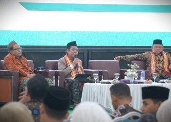 Diskusi Panel Halaqah Bahas Transformasi Keilmuan dan Strategi Penguatan Tri Fungsi Pesantren