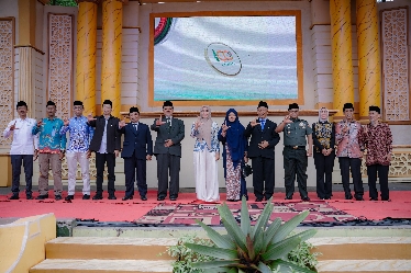 Wagub Jihan Hadiri Peringatan 100 Tahun Pondok Modern Darussalam Gontor