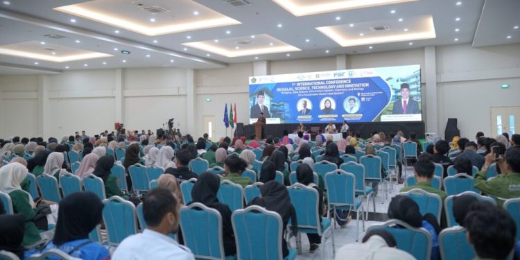 Fakultas Saintek UIN Raden Intan Lampung Gelar Konferensi Internasional Perdana