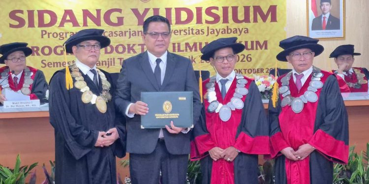 Oking Ganda Miharja Resmi Sandang Gelar Doktor Ilmu Hukum dari Universitas Jayabaya