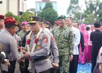 Pangdam XXI/Raden Inten Hadiri Upacara Farewell dan Welcome Parade Kapolda Lampung