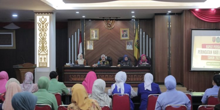Ketua TP PKK Lampung Wulan Mirza Pimpin Rapat Persiapan Peringatan Hari Ibu ke-97