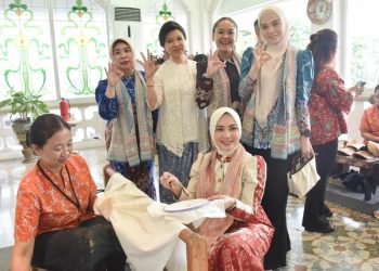 Dekranasda Lampung Gandeng Batik Keris, Angkat Motif Siger dan Kapal Lampung ke Pasar Nasional