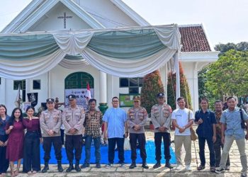 Kompi Siaga Regu II Polres Mesuji Jaga Umat Kristiani Beribadah