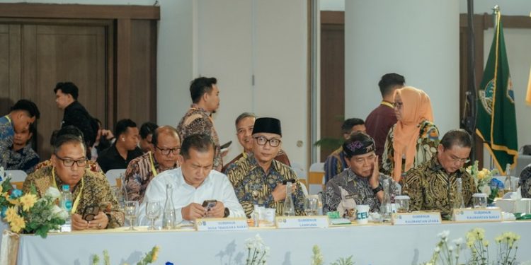 Pengurus Asosiasi Pemerintah Provinsi Seluruh Indonesia 2025–2029 Resmi Terbentuk, Gubernur Rahmat Mirzani Djausal Didapuk Pimpin Bidang Ekonomi dan Kesra