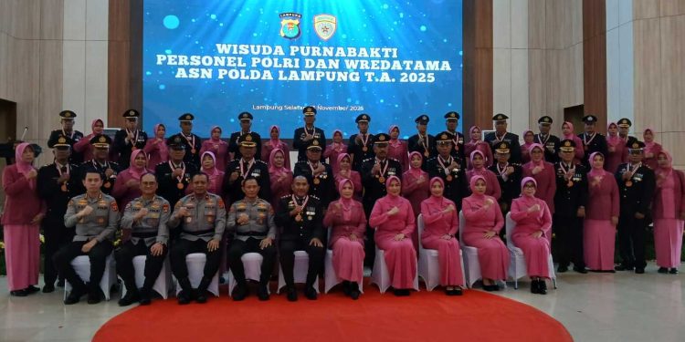 Dilepas Dengan Pedang Pora, Sebanyak 101 Personel Purnabakti