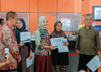 Wagub Jihan Nurlela Luncurkan Penyaluran Bantuan Langsung Tunai Sementara Kesra Tahun 2025 bagi Keluarga Penerima Manfaat