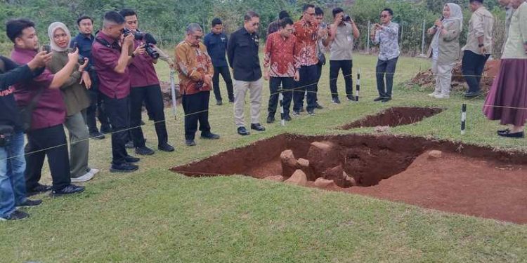 Menteri Kebudayaan RI Fadli Zon Kunjungi Taman Purbakala Pugung Raharjo