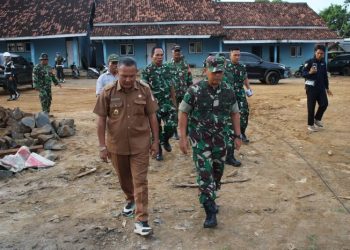 Perkuat Ekonomi Kerakyatan, Kasdam XXI/Radin Inten Tinjau Koperasi Desa Kelurahan Merah Putih (KDKMP) di Moris Jaya