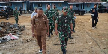 Perkuat Ekonomi Kerakyatan, Kasdam XXI/Radin Inten Tinjau Koperasi Desa Kelurahan Merah Putih (KDKMP) di Moris Jaya