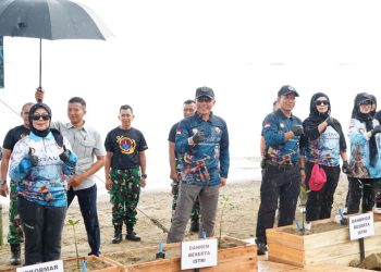 Danrem 043/Garuda Hitam Hadiri Rangkaian Peringatan HUT Ke-80 Korps Marinir di Marines ECO Park Brigif 4 Marinir/BS