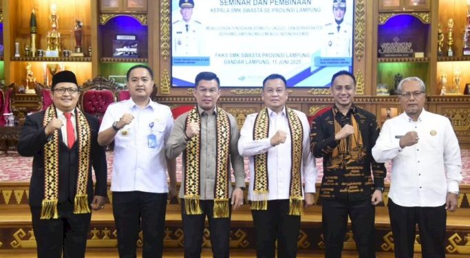 Ketua Komisi V DPRD Lampung Hadiri Seminar FKKS SMK Swasta