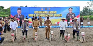 Polri Turun ke Ladang, Produksi Pangan Melonjak: Zulhas Tegaskan Gotong Royong Kunci Ketahanan Nasional